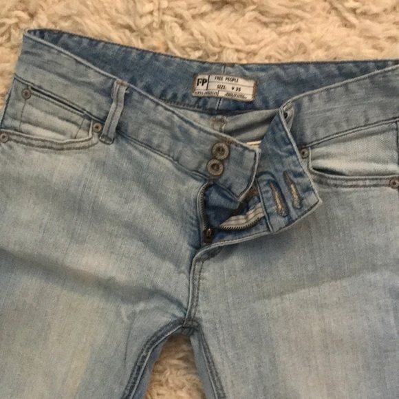 free ultra flared jeans - Picture 3 of 6